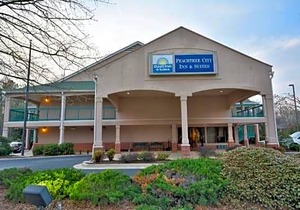 2-Star Hotel ∙ Days Inn & Suites by Wyndham Peachtree City