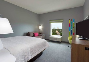 2-Star Hotel ∙ Hampton Inn Fort Lauderdale Pompano Beach