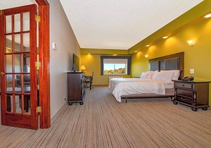 2-Star Hotel ∙ Holiday Inn Express Stony Brook-Long Island, an IHG Hotel