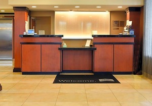 2-Star Hotel ∙ Fairfield Inn Hartford Airport