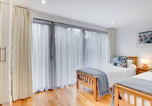 2 The Sail Loft - Two Bedroom Apartment, Sleeps 4