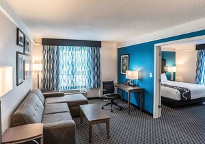 2 x King Bed DLX La Quinta Inn by Wyndham Phoenix