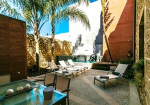 200 m² Accommodation ∙ 3 bedrooms ∙ 6 guests