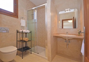 200 m² Cottage ∙ 4 bedrooms ∙ 8 guests