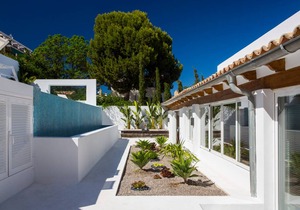 200 m² Villa ∙ 3 bedrooms ∙ 6 guests