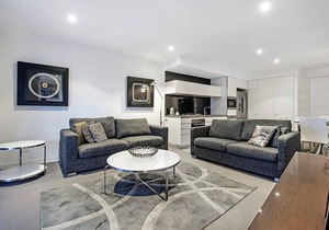 20505 Oracle in Broadbeach
