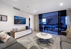 20505 Oracle in Broadbeach