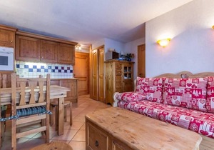 20m from ski slopes, 2nd floor, view valley, balcony, tv, ski locker, 37m², Les Arcs
