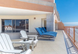 212 m² Condo ∙ 3 bedrooms ∙ 6 guests
