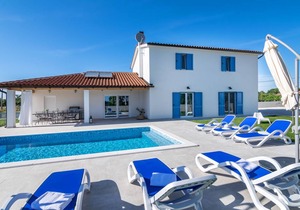215 m² Villa ∙ 4 bedrooms ∙ 8 guests
