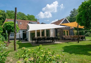 220 m² House ∙ 4 bedrooms ∙ 8 guests