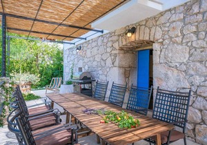 220 m² Villa ∙ 3 bedrooms ∙ 8 guests