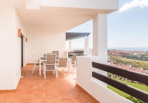 2207-Modern apt with terrace and amazing seaview