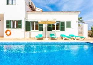 225 m² Villa ∙ 4 bedrooms ∙ 8 guests