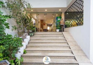 22Housing luxury Hotel & Residence 39 Linh Lang