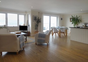 23 BURGH ISLAND CAUSEWAY, family friendly in Bigbury-On-Sea
