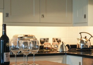 23 BURGH ISLAND CAUSEWAY, family friendly in Bigbury-On-Sea