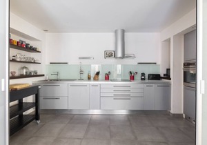 230 m² Apartment ∙ 4 bedrooms ∙ 7 guests
