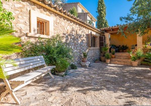 231 m² House ∙ 2 bedrooms ∙ 4 guests