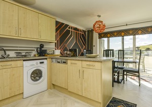 24 BURGH ISLAND CAUSEWAY, pet friendly, with pool in Bigbury-On-Sea