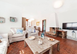 240 m² House ∙ 4 bedrooms ∙ 8 guests