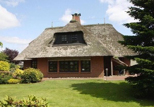 240 m² House ∙ 3 bedrooms ∙ 4 guests