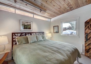 243 m² House ∙ 3 bedrooms ∙ 8 guests