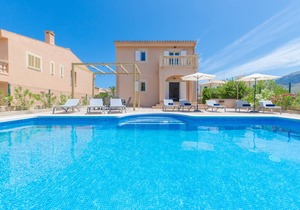 247 m² House ∙ 4 bedrooms ∙ 8 guests