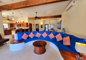 247 m² Condo ∙ 3 bedrooms ∙ 8 guests