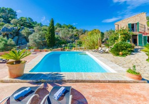 250 m² Villa ∙ 3 bedrooms ∙ 6 guests