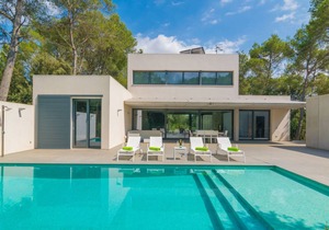 250 m² House ∙ 3 bedrooms ∙ 6 guests