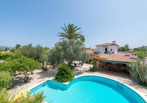 250 m² Villa ∙ 4 bedrooms ∙ 8 guests