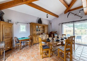 270 m² House ∙ 6 bedrooms ∙ 10 guests