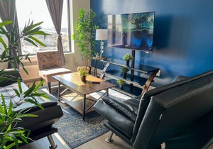 2BR apt next to EWR 9721