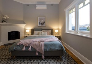 2BR Cottage With Parking Close To Adelaide CBD