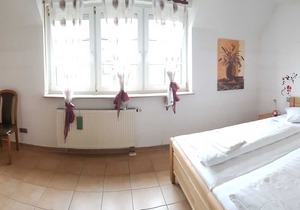 3 bed room - Adler guest room Hotel Biergarten