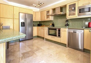 3 bedroom accommodation in Riviera del Sol