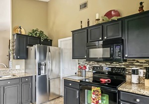 3 Bedroom/ 2 Bathroom Bridgewater Crossing (142 HL)