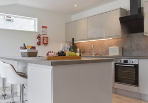 3 bedroom accommodation in Cheriton Bishop