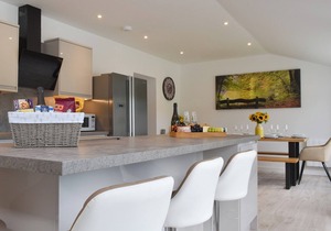 3 bedroom accommodation in Cheriton Bishop