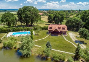 3 bedroom accommodation in Mala Ludina