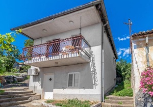 3 bedroom accommodation in Praputnjak