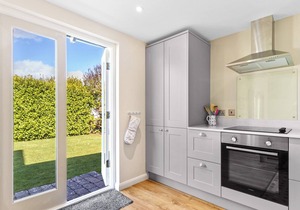 3 bedroom accommodation in Bosherston