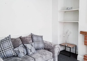 3 bedroom accommodation in Llangollen
