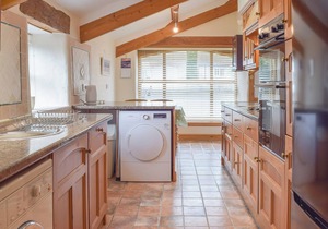 3 bedroom accommodation in Bosherston, near Pembroke