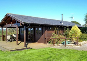 3 bedroom accommodation in Nomansland, near Tiverton
