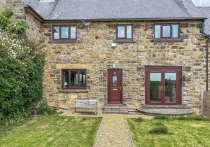 3 bedroom accommodation in Shilbottle, near Alnwick
