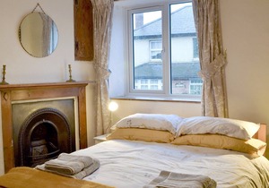 3 bedroom accommodation in Niton, near Ventnor