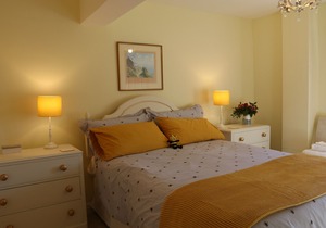 3 Bedroom Accommodation in Two Acres of Gardens on edge of village of Blisland