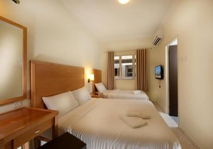 3 Bedroom Beachfront Apartment